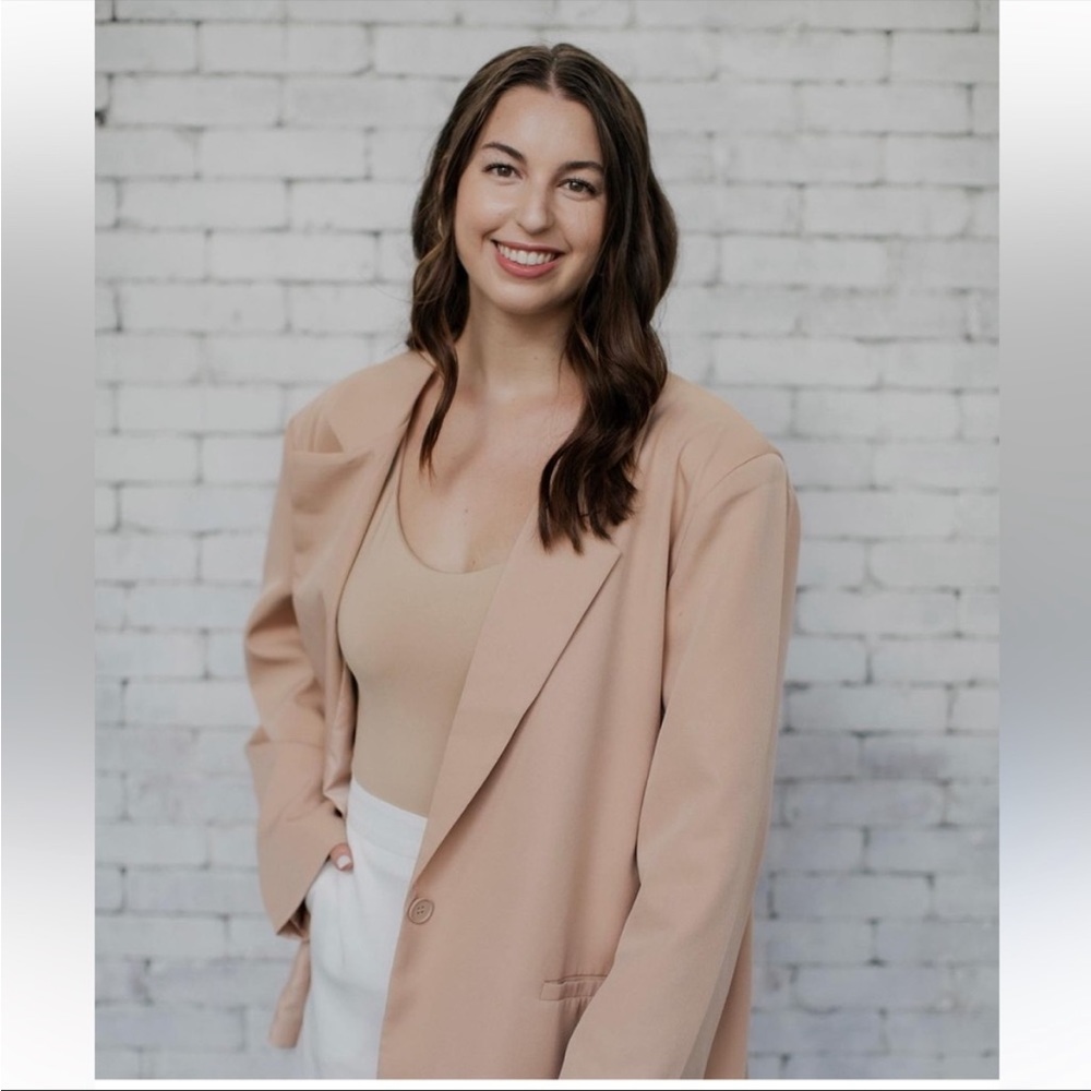 Nude oversized blazer
